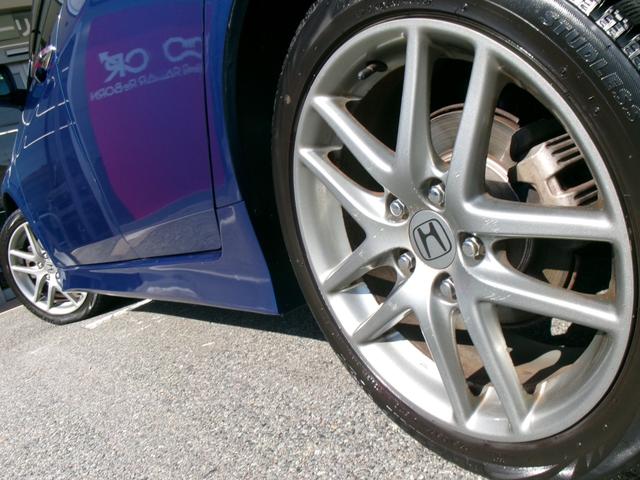 0702019A30251108W00175